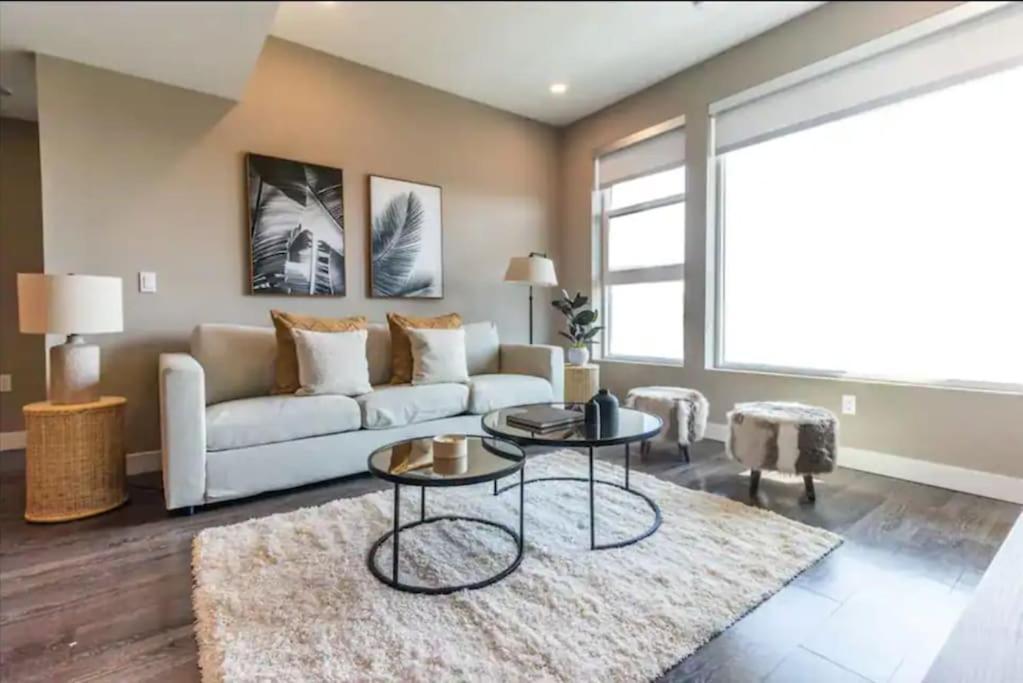 Comfortable & Spacious 2bdr - 2bth For 4 Guests In Hollywood Appartement Los Angeles